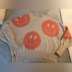 ❤️Smiley face oversized sweater in size M in ivory and peach.❤️ (#42)